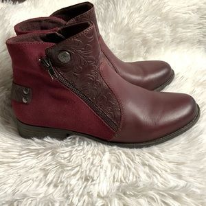 Earth Origins Leather Ankle Round Toe Boots